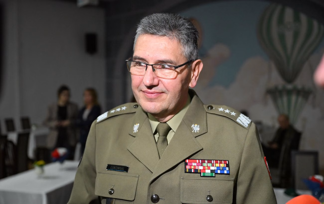 Польща стверджує, що РФ продовжить військові дії без посиленого тиску з боку США.