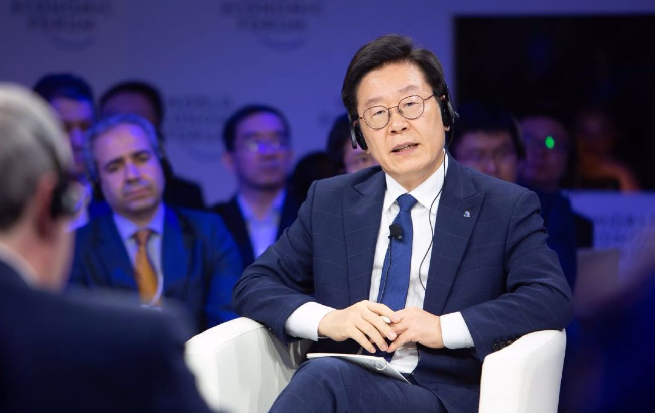 Південнокорейський лідер розпочинає торговельний діалог з Трампом: ключові деталі зустрічі.