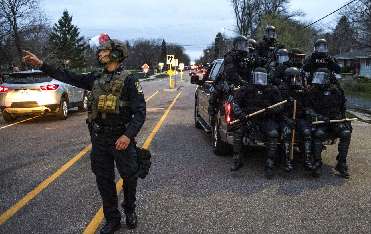 Вибух на акції: Американець здійснив атаку під час мітингу за звільнення ізраїльських полонених, є поранені.