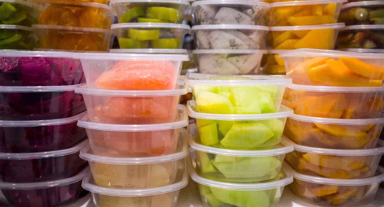 Супермаркети під загрозою: нарізані фрукти приховують небезпеку, про яку ви не здогадувались!