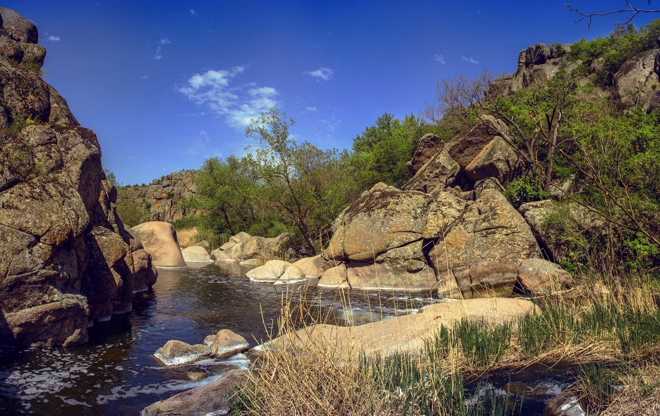Таємниці Каньйону Диявола: Відкрийте магічне пристанище характерників, яке варто побачити кожному