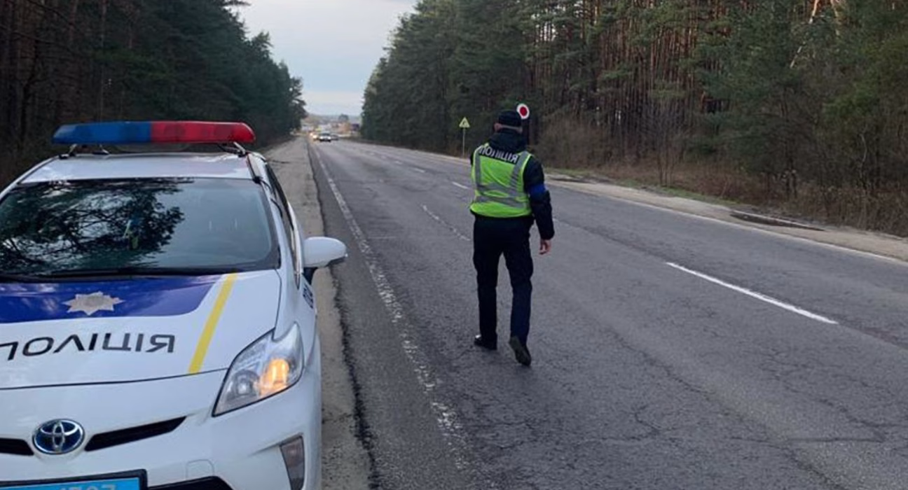 Нещасний Випадок на Дорозі: На Львівщині Мобілізований Випав з Рухомої Вантажівки