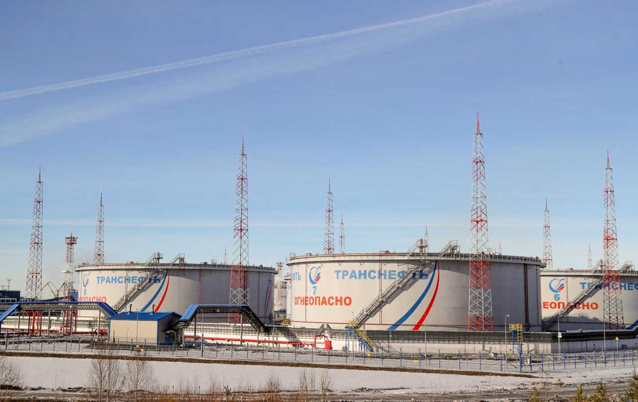 США ставлять під загрозу нову стелю цін на російську нафту, - Bloomberg