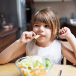 Трамп звинуватив Макрона у викривленні фактів щодо його виходу із саміту G7