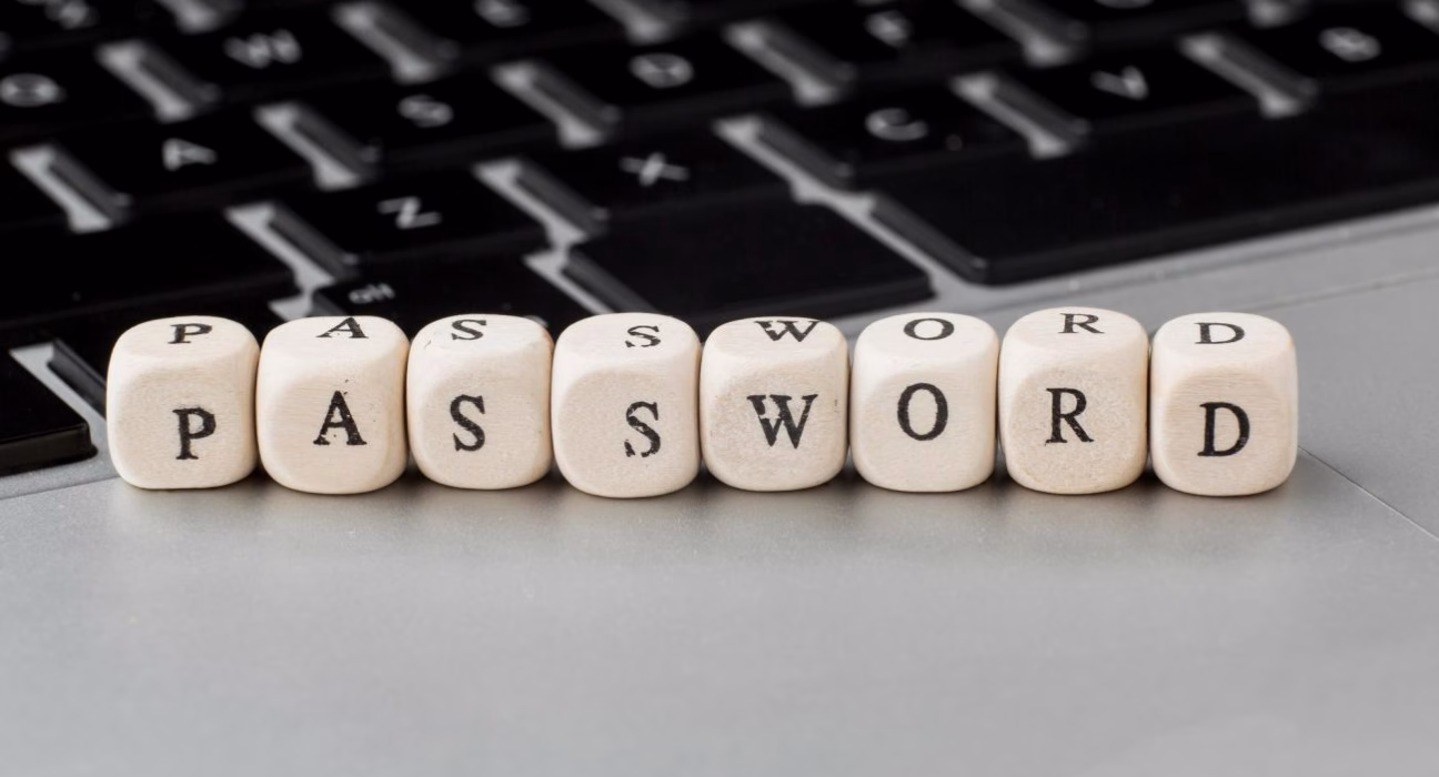 Як уберегтися від злому: видаляємо збережені паролі з популярних браузерів (Chrome, Safari та ін.)