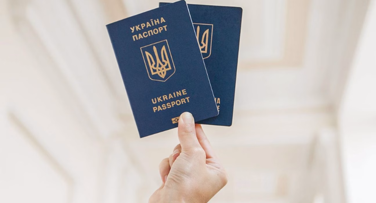 Україна Запроваджує Подвійне Громадянство: Хто Може Отримати та Які Існують Обмеження?