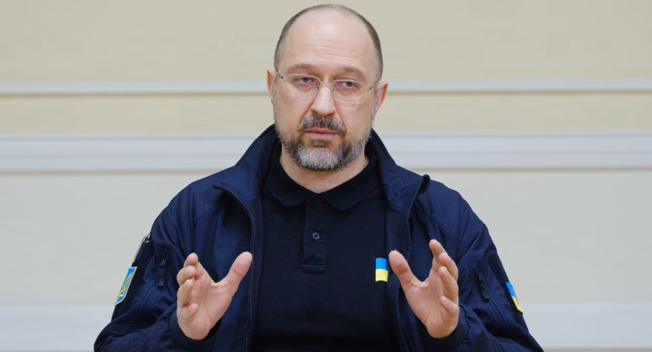 Шмигаль представив пріоритети операції "Павутина" для України