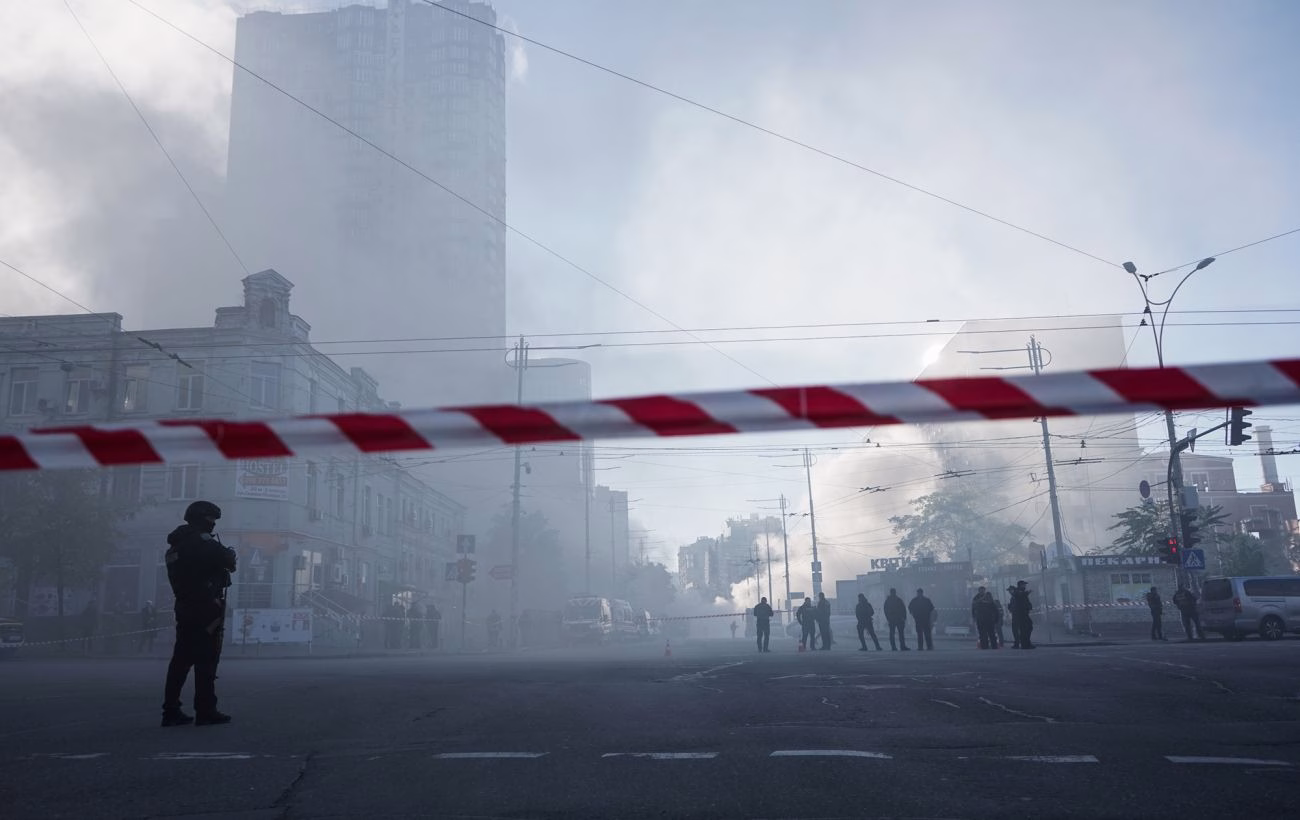 Вибухи в Таганрозі: Атака на ключовий оборонний завод (відео)