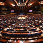 Довгоочікуваний прорив: реальні фото модель 17 Pro за два місяці до анонсу розкривають унікальності нового iPhone