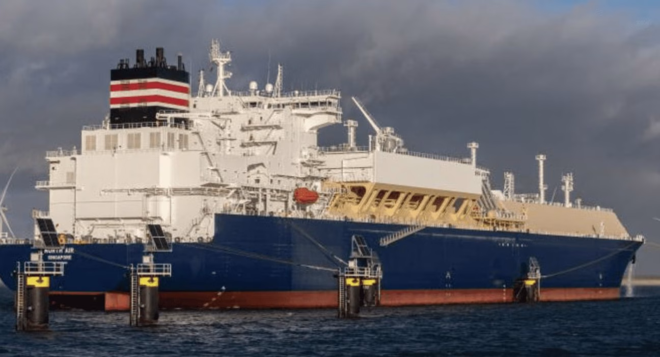 Росія планує відновлення експорту зрідженого газу з заводу, що перебуває під санкціями