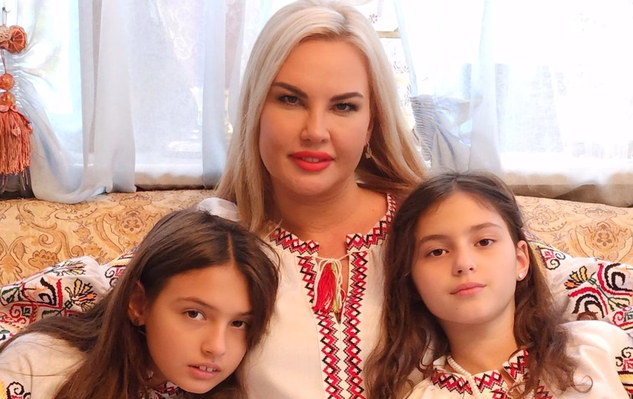 Камалія повертає дочок з Британії: де близнючки продовжать навчання в Україні?