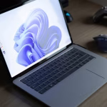 Потужна нічна атака росіян на Сумщині: вибухи та подальша пожежа охопили район.