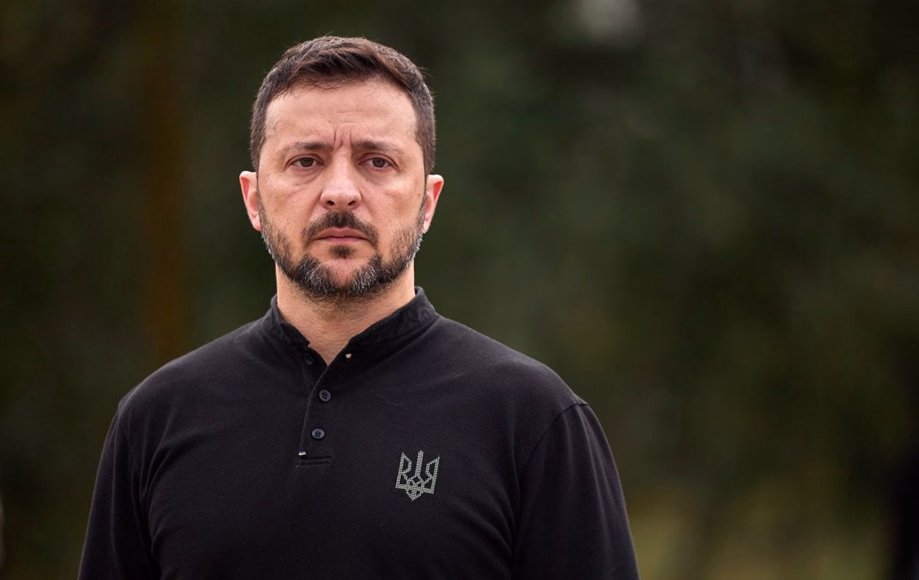 Зеленський обіцяє неспокійні часи для окупантів: обговорення на Ставці питань фронту та дронів