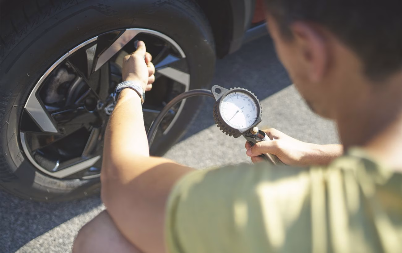 Бережіть шини в спеку: експертні рекомендації щодо безпечної експлуатації влітку