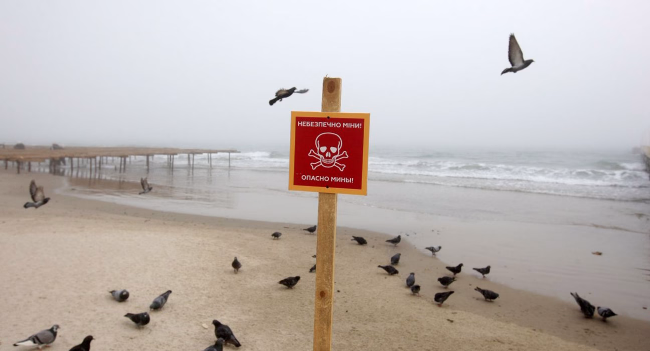 У Коблевому біля узбережжя вибухнула морська міна: голова ОВА поділився подробицями наслідків.