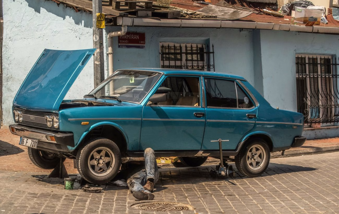 5 нестандартних способів зекономити на ремонті авто без ризику для безпеки