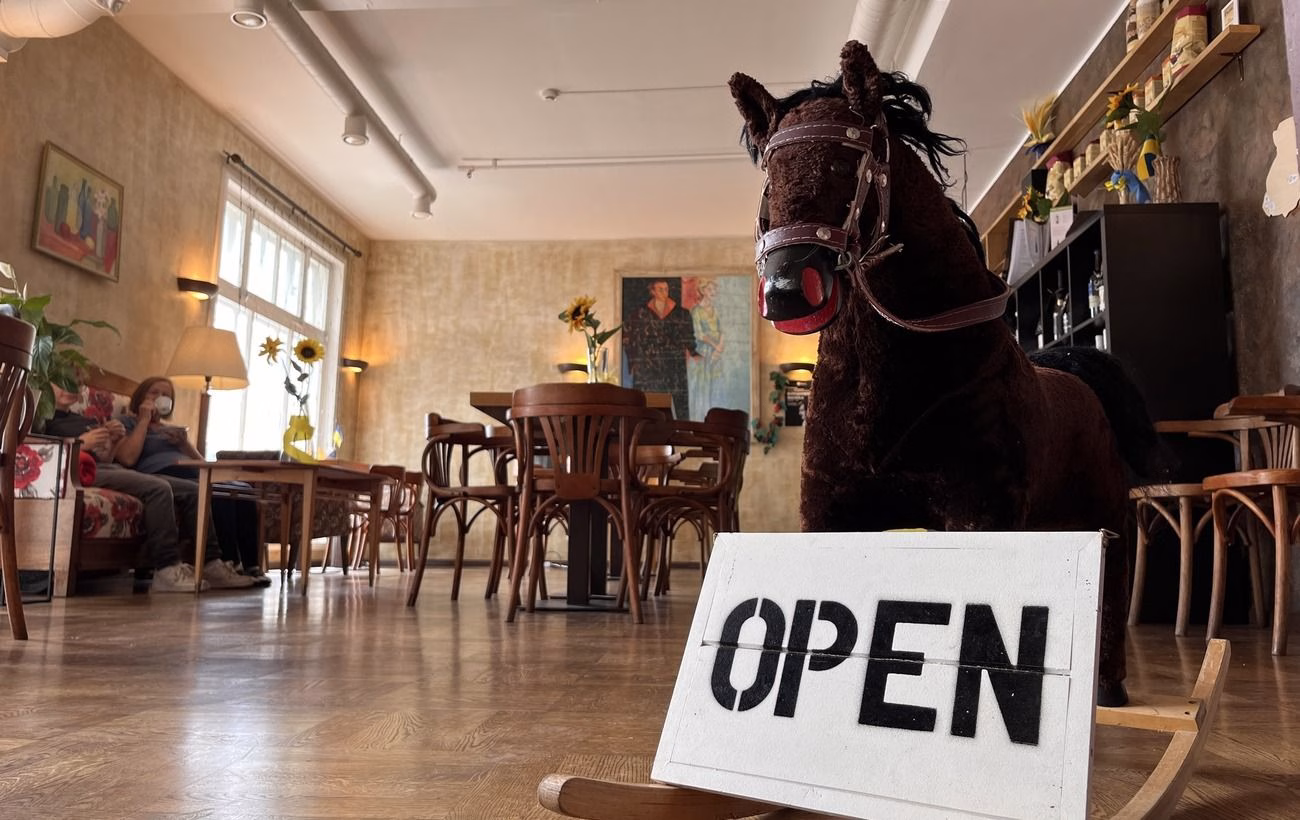 Заарештовано російських шпигунів за підпал ресторану "Слава Україні" в Естонії.