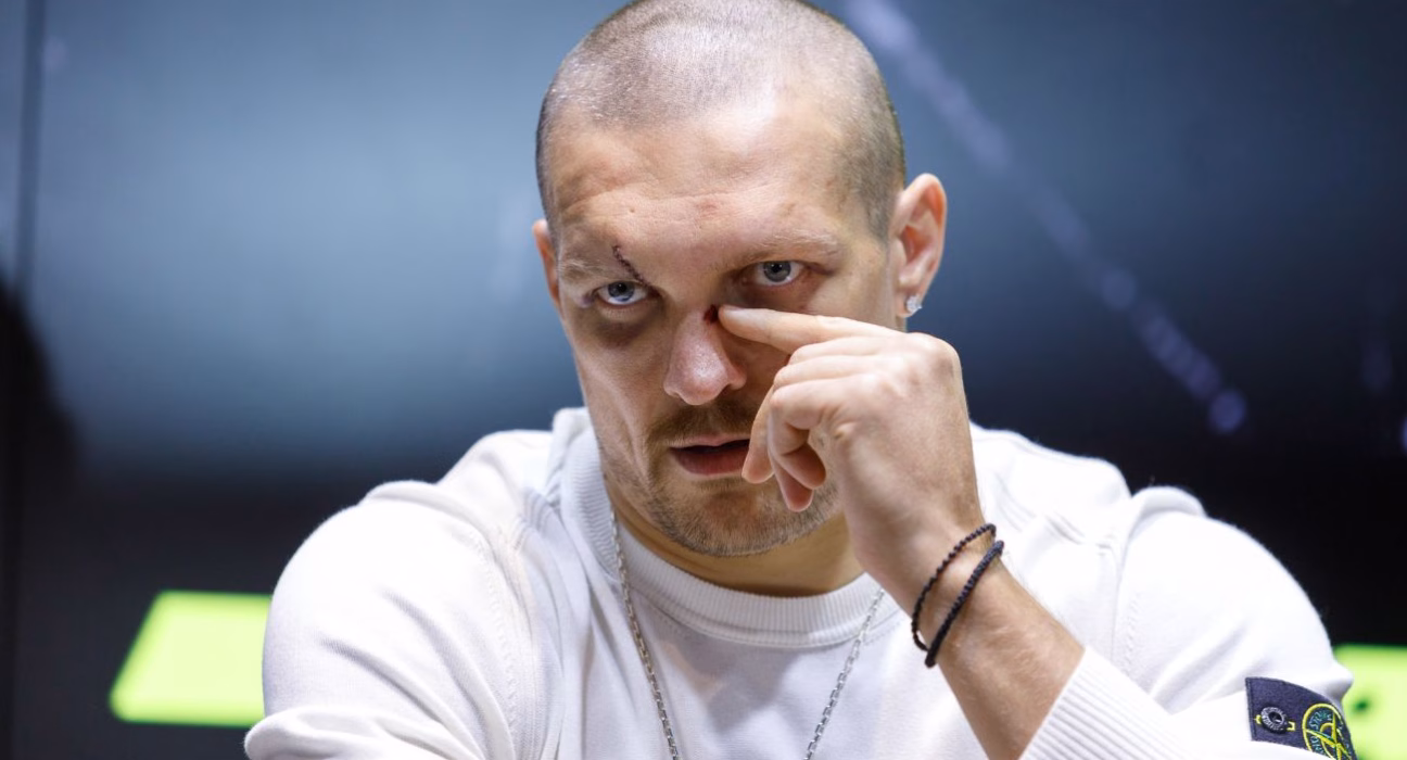 Визначено найвеличнішого боксера планети: яке місце посів Усик у списку ESPN