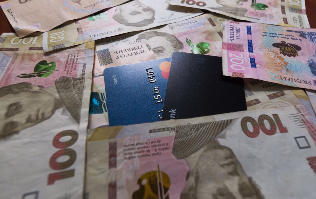 Львівські Чиновники Під Слідством за Привласнення Коштів на Відновлення після Нападу РФ