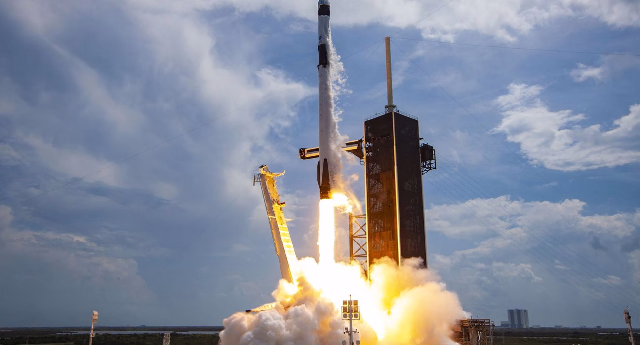 Тисячі спеціалістів покидають NASA: аналіз Bloomberg.