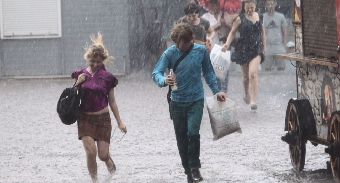 Грозові дощі наближаються: які регіони відчують погіршення погоди сьогодні