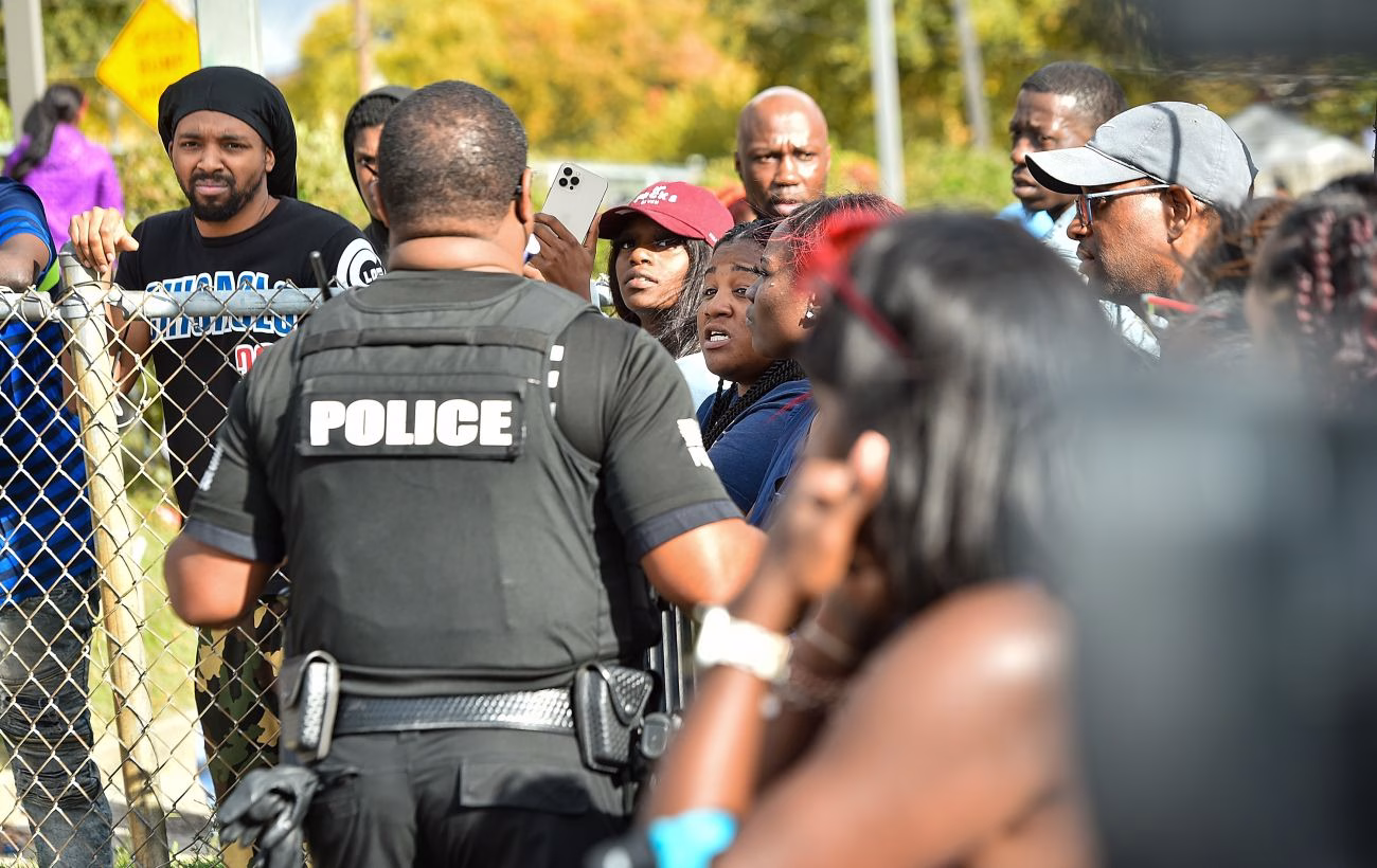 Трагедія в Нью-Йорку: нападник влаштував стрілянину в центрі міста, жертвами стали 5 осіб, ще 6 постраждали - повідомляє NYP