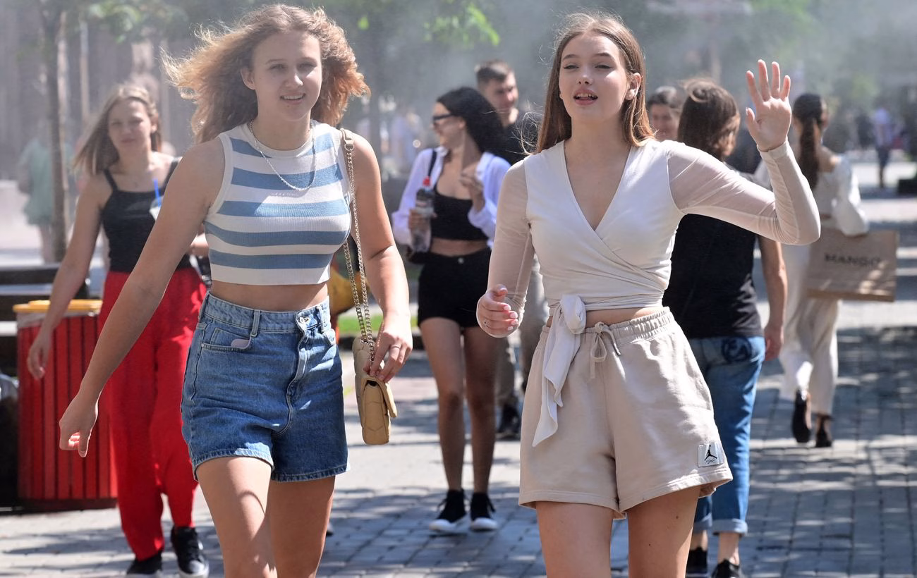 Західні зливи та південна спека: синоптичний прогноз на 29 липня