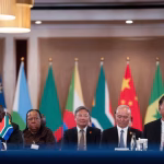 Китай готов к сотрудничеству с Францией в авиации, искусственном интеллекте и биотехнологиях