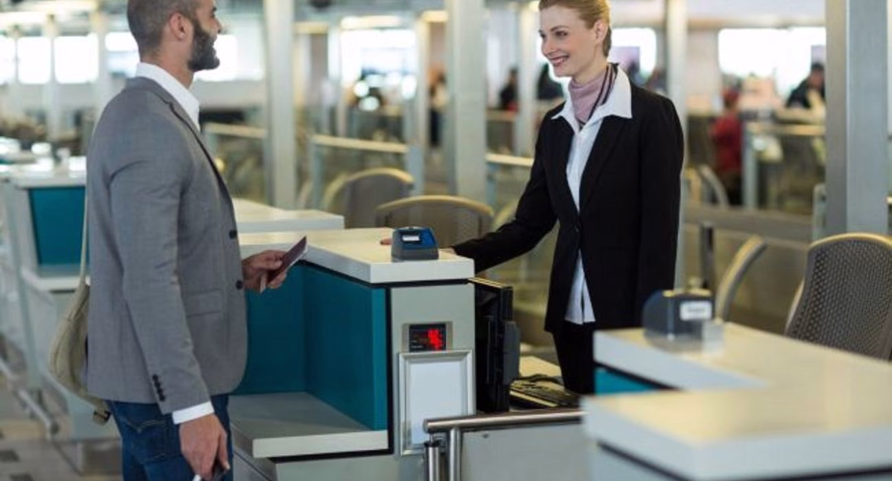 Ключова інформація: що можна і не можна ввозити в Україну з-за кордону.