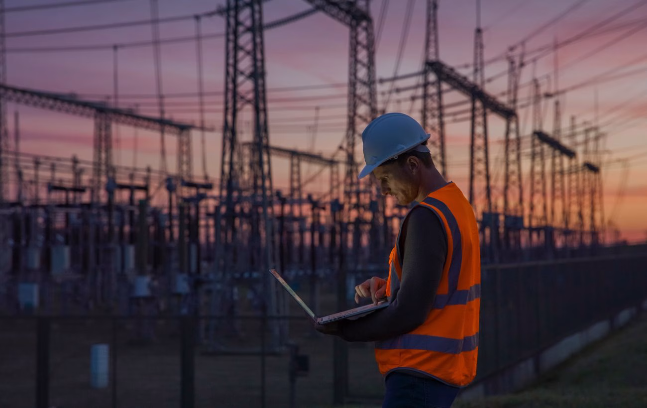 Чугуїв на Харківщині під вогнем: темрява огортає частину міста після атаки