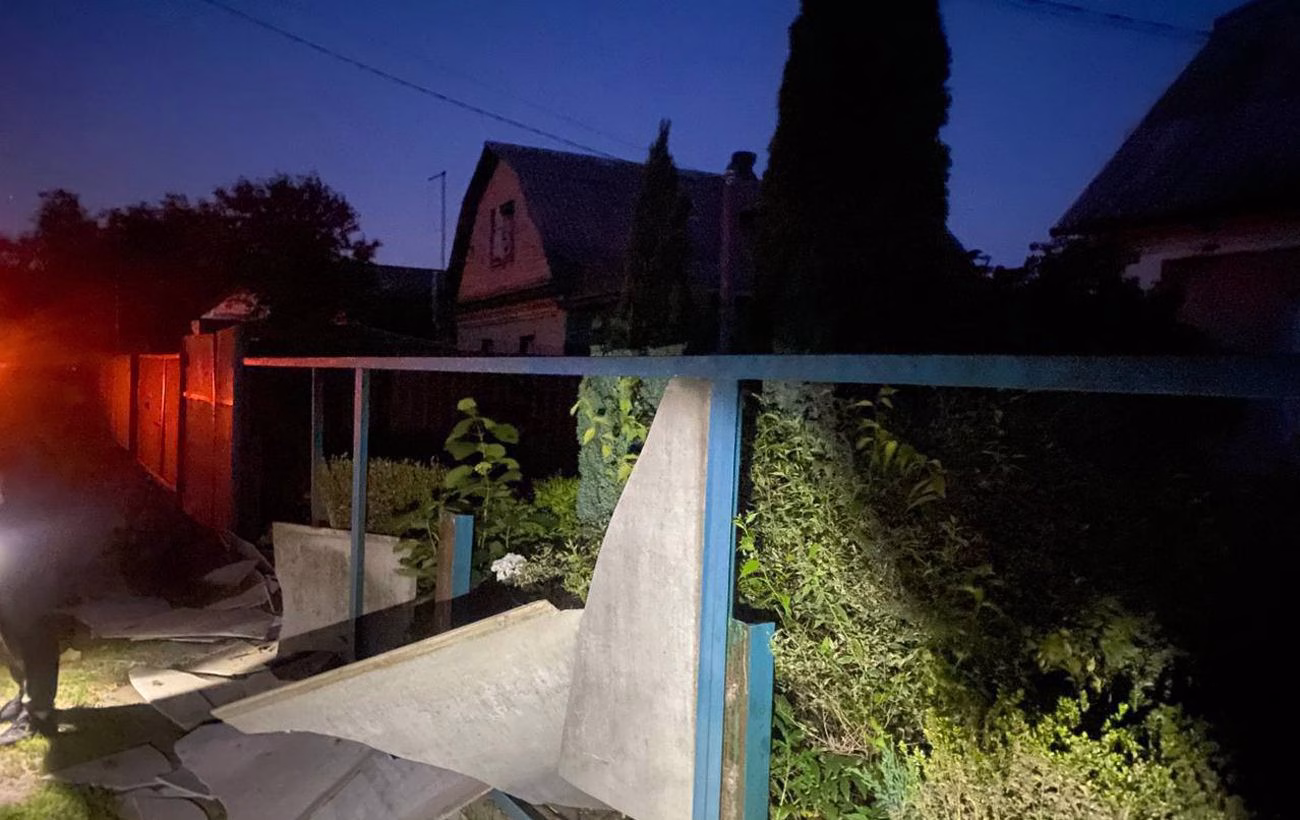 Атака дронів: пошкоджені будинки та постраждалі в Київській області