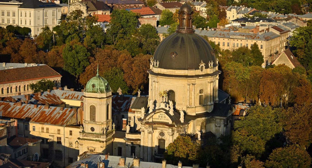 Середньовічна магія та стародавні руїни: подорож у минуле епохи готики