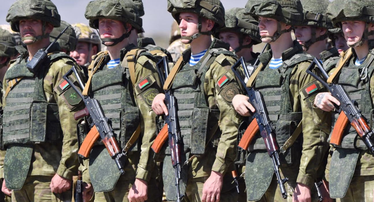 Перегляд закону про воєнний стан у Білорусі на тлі конфлікту РФ та України