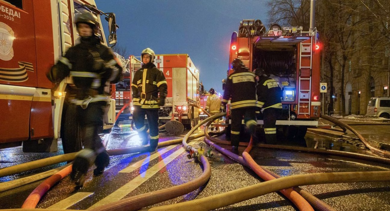Загадкові безпілотники завдали нового удару по залізничному вузлу в Ростовській області (відео)