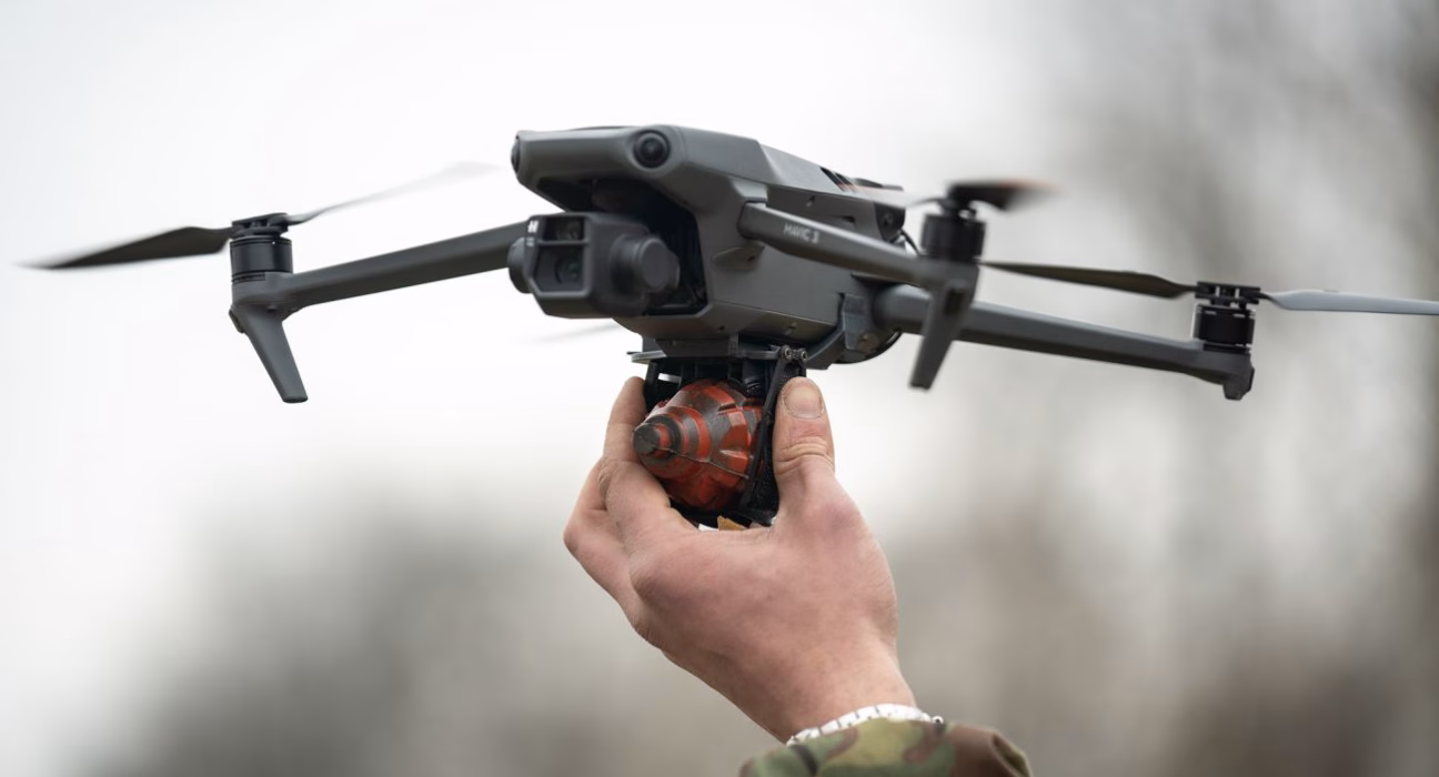 Дрон "АрахноМайстер" від Допхіна: Мінцифри представили інновацію для фронту (відео)