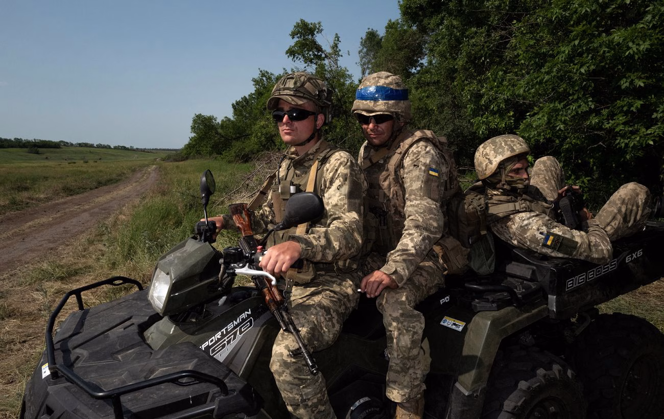 Бойова підтримка: кожен батальйон отримає 7 млн гривень на озброєння після перерозподілу коштів