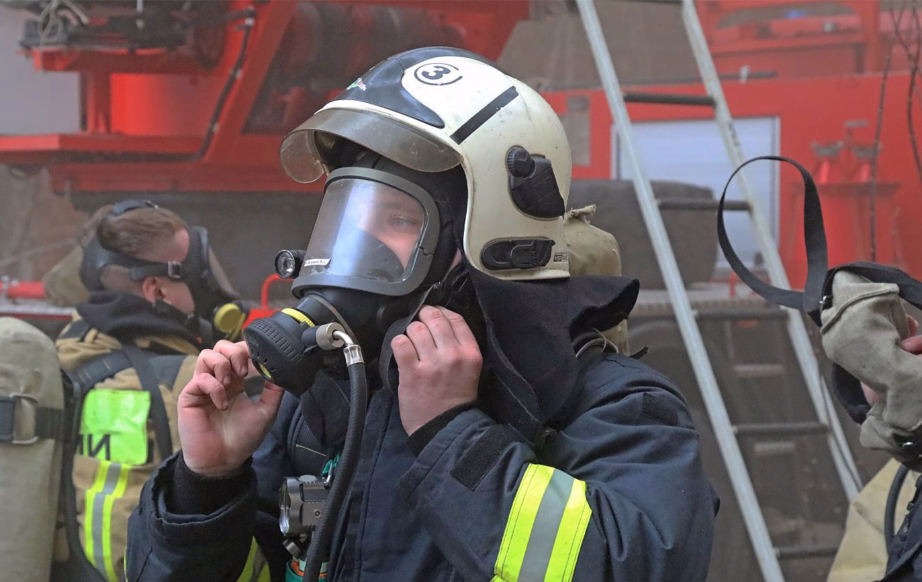 Інферно в столиці: пекельне полум'я поглинає московські склади та ресторани