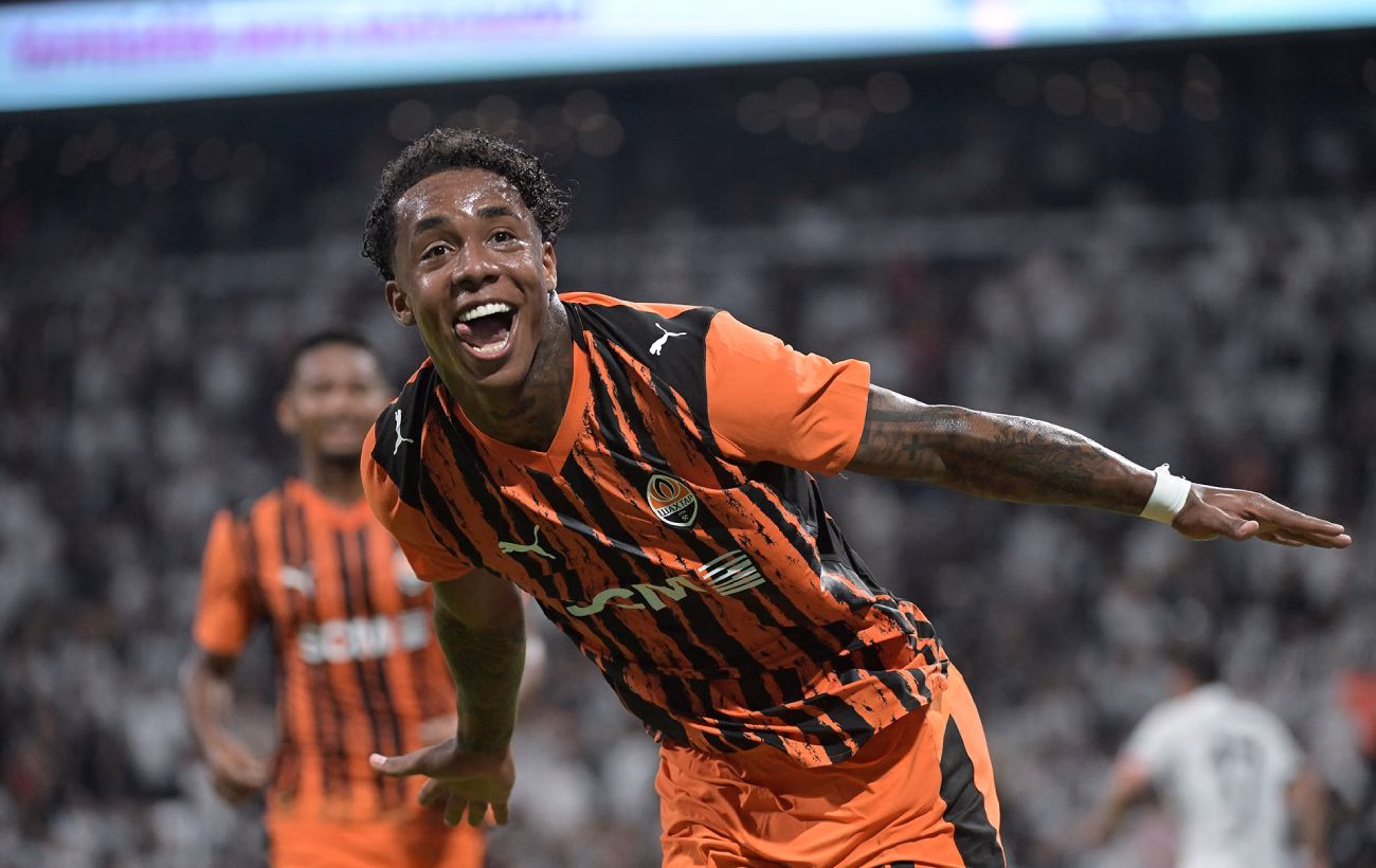 "Шахтар" укладає вигідну угоду з АПЛ після вильоту з Ліги Європи: лідера команди чекають на Туманному Альбіоні