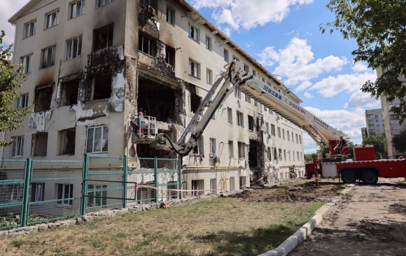 Аварійно-рятувальні роботи в Харкові завершено: наслідки атаки РФ (фото)