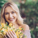 Олег Винник ніжно обійняв свою чарівну дружину: “Найчарівніша жінка на планеті” (відео)