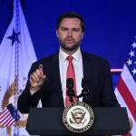 Росія визнає Зеленського лідером України, але зустріч з Путіним можлива лише за певних умов, – Лавров