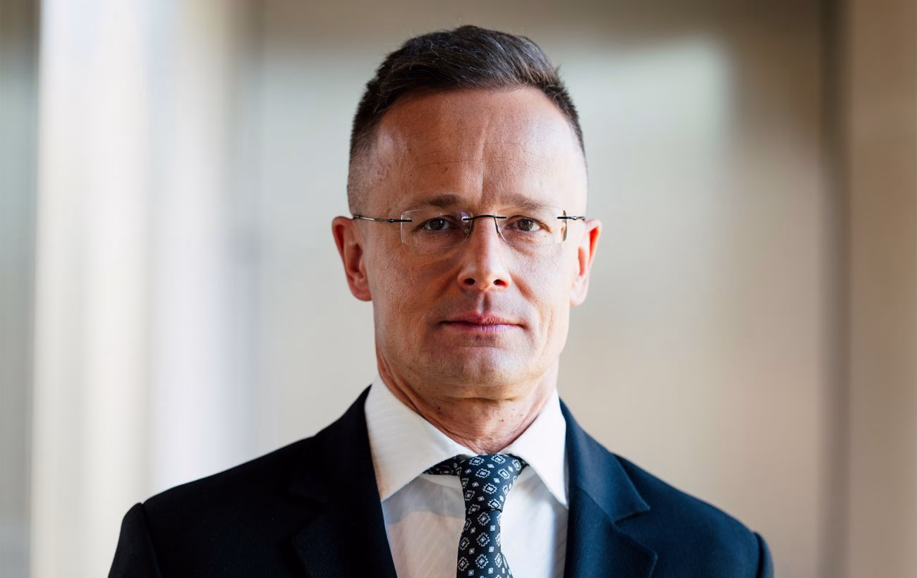 Сійярто наполегливо попросив Зеленського переглянути свою політику загроз на адресу Угорщини.