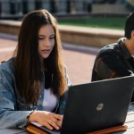 Україна може відповісти на пропозицію Навроцького щодо “бандерівського символу”, – джерело