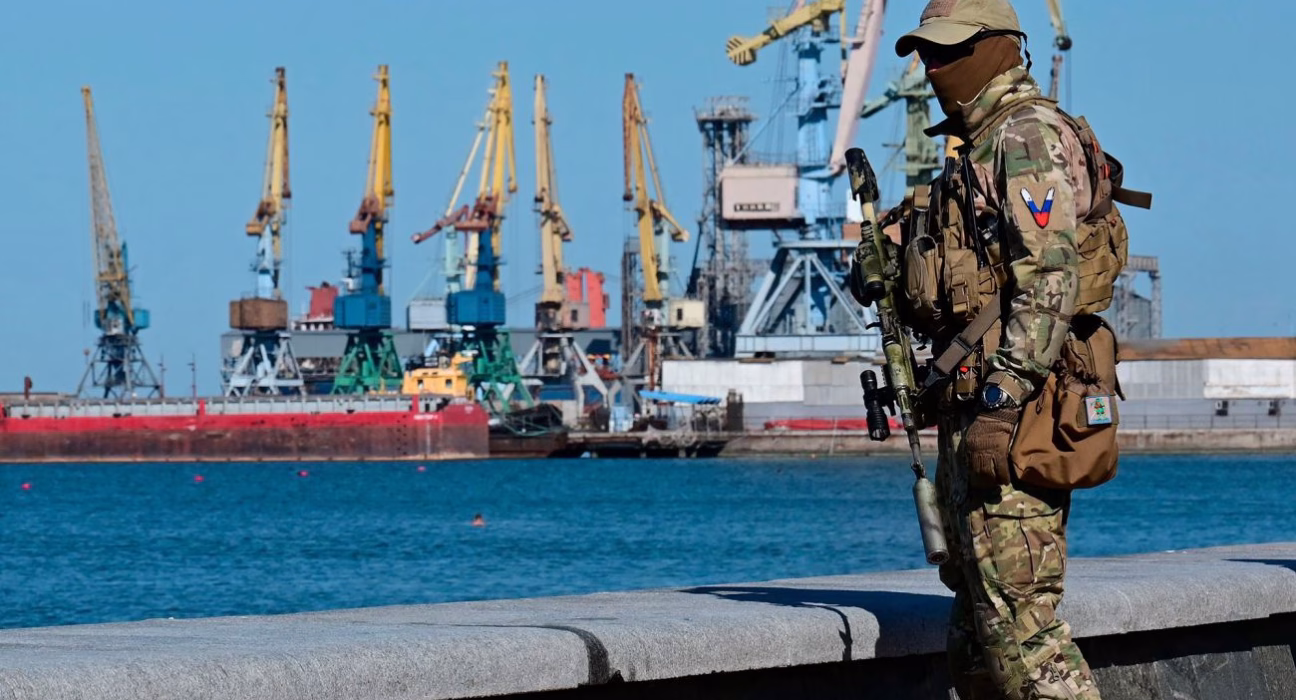 МЗС України різко критикує внесення Бердянська та Маріуполя до списку російських портів.