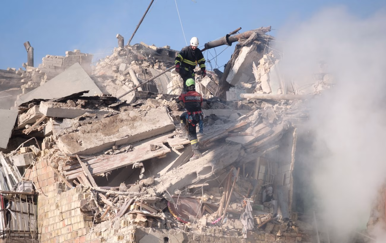 Катастрофічний обстріл Києва: постраждали всі райони міста, кількість жертв зростає