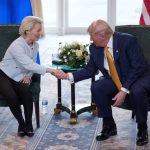 Обстріли РФ викликали затримки і зміни маршрутів поїздів, повідомляє Укрзалізниця