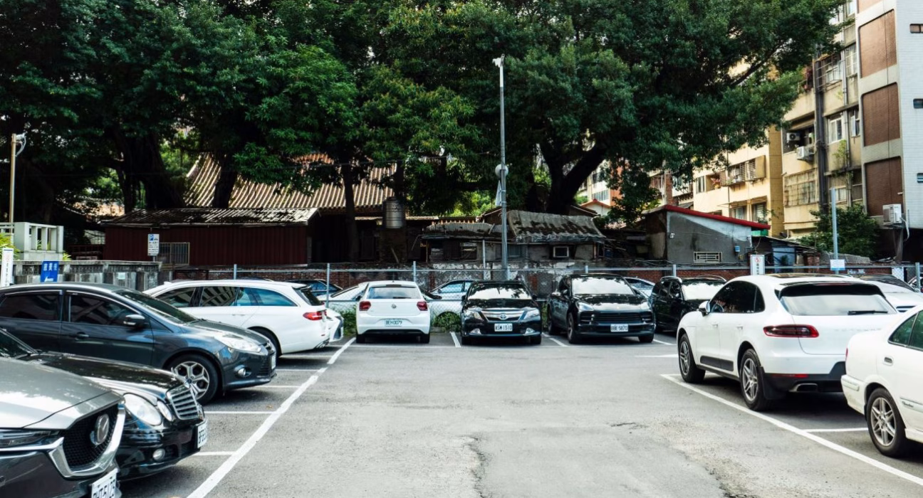 Три критичні помилки, що провокують часті ДТП у зонах паркування