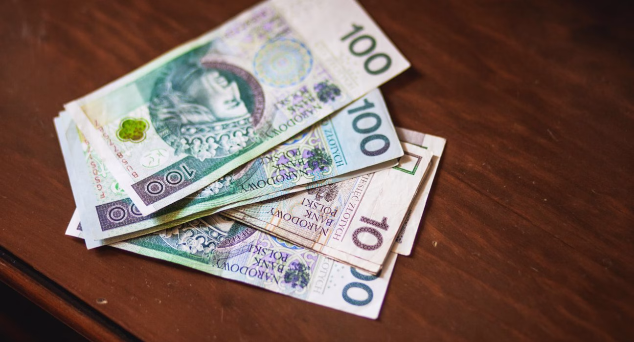 Польський злотий зміцнив позиції відносно гривні