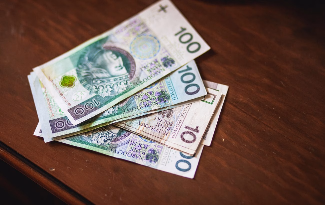 Польський злотий зміцнив позиції відносно гривні