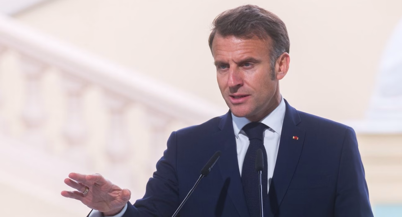 Макрон: застосуємо потужний санкційний тиск, щоб повернути Путіна до переговорів